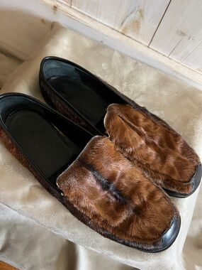 Vintage Gucci Women’s Calf Hair Brown Hair Loafers